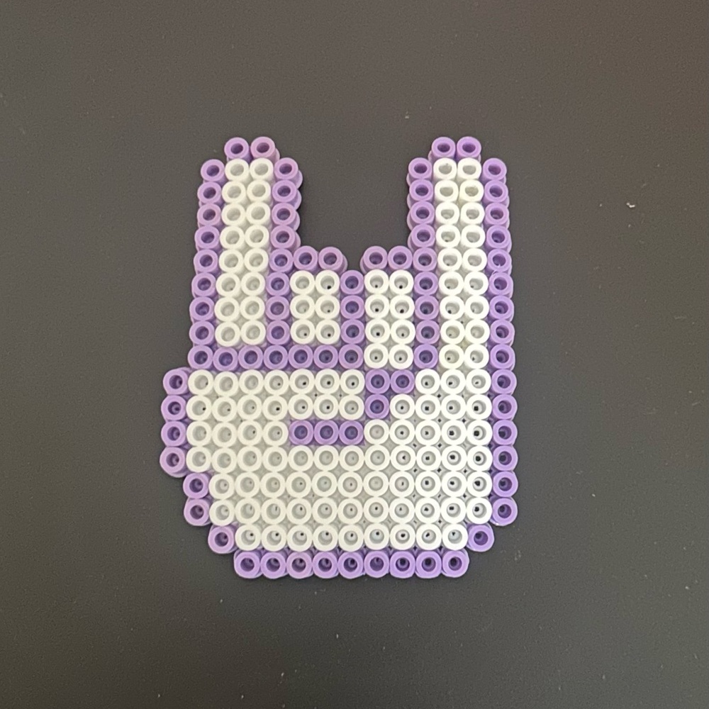 Purple and White Bead Art Decor magnet
